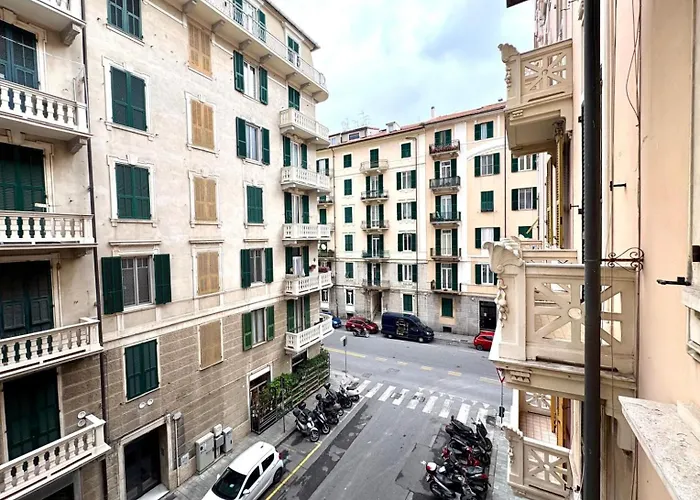 Luci A Due Passi Dal Mare By World Apartment Savona